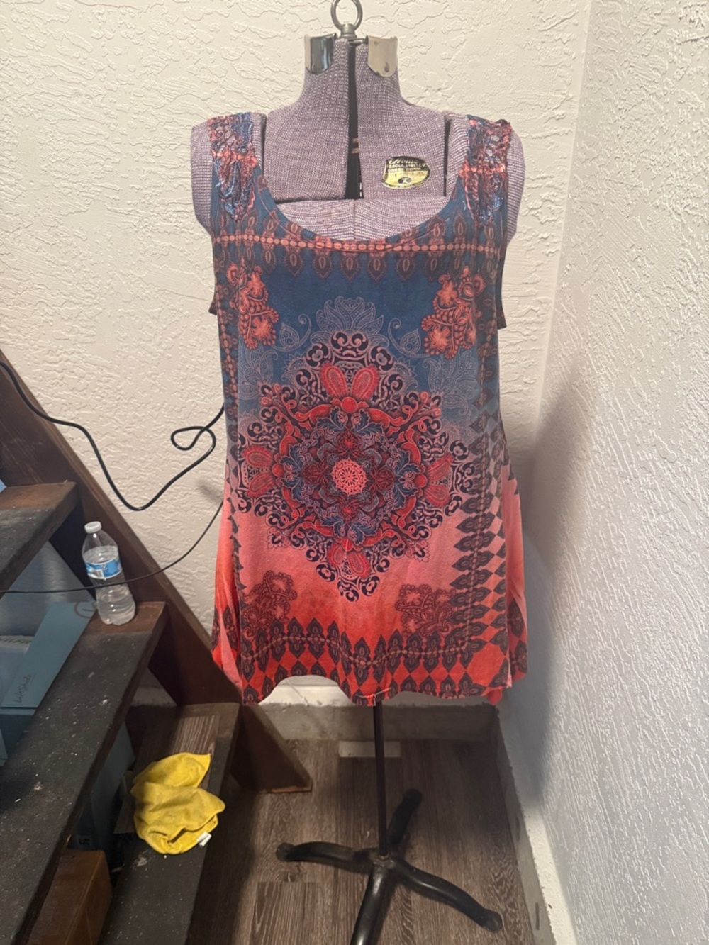 Sleeveless Mandala Print Tank Top in Coral and Blue